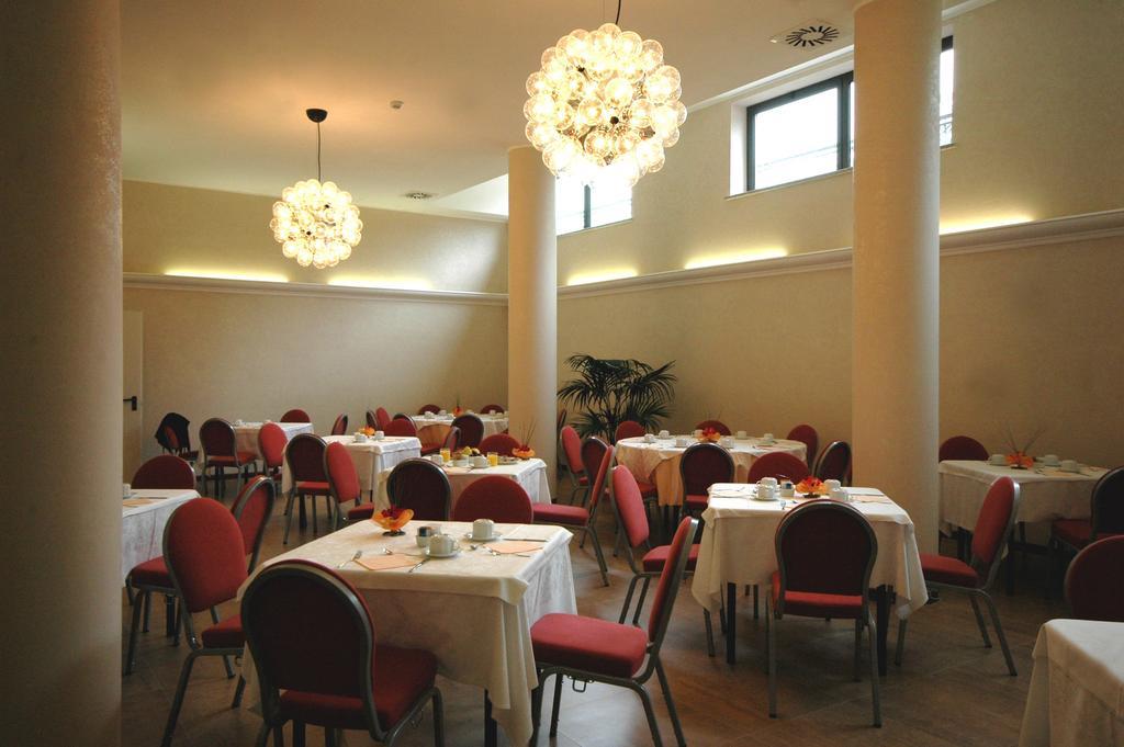 Hotel Langhe & Monferrato Costigliole d'Asti Dış mekan fotoğraf
