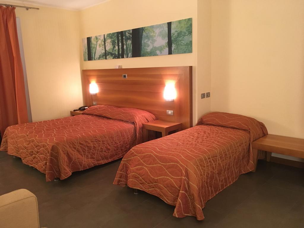 Hotel Langhe & Monferrato Costigliole d'Asti Dış mekan fotoğraf
