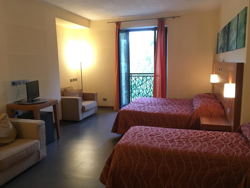Hotel Langhe & Monferrato Costigliole d'Asti Dış mekan fotoğraf