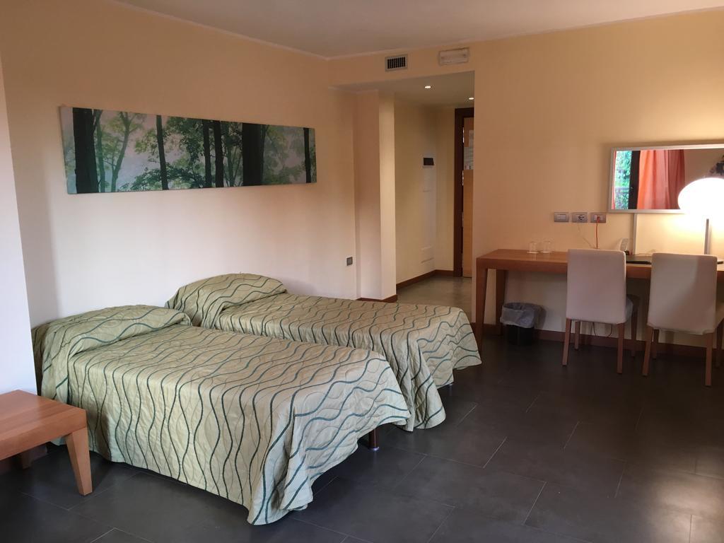 Hotel Langhe & Monferrato Costigliole d'Asti Dış mekan fotoğraf